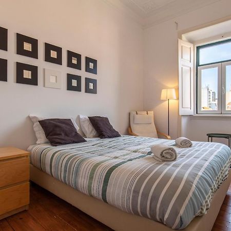 Typical 2Bdr Apartment In Lisbon By Lovelystay Exteriör bild