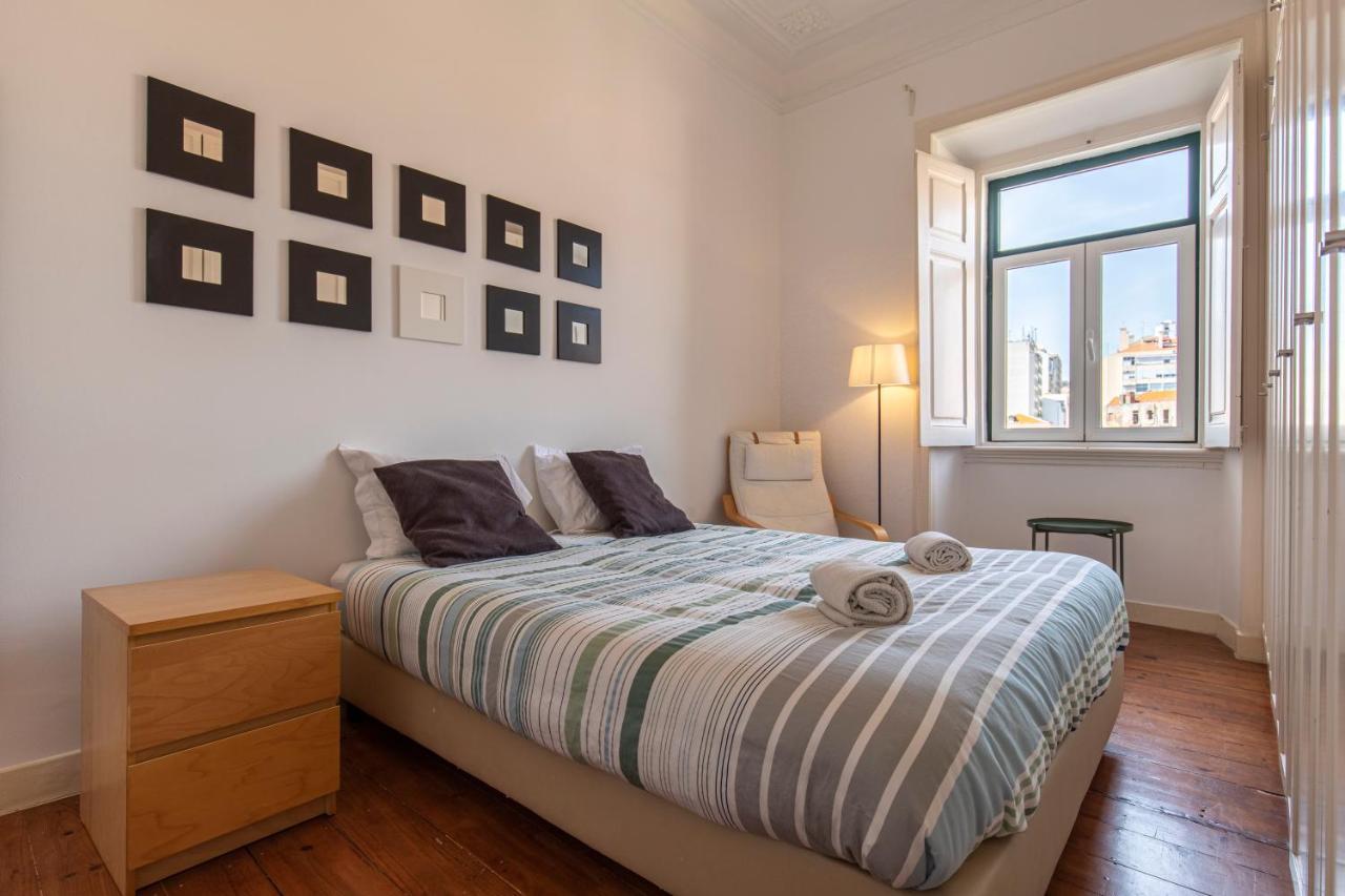 Typical 2Bdr Apartment In Lisbon By Lovelystay Exteriör bild