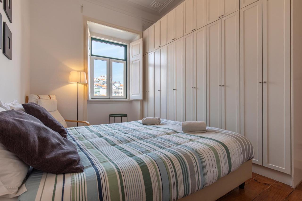 Typical 2Bdr Apartment In Lisbon By Lovelystay Exteriör bild