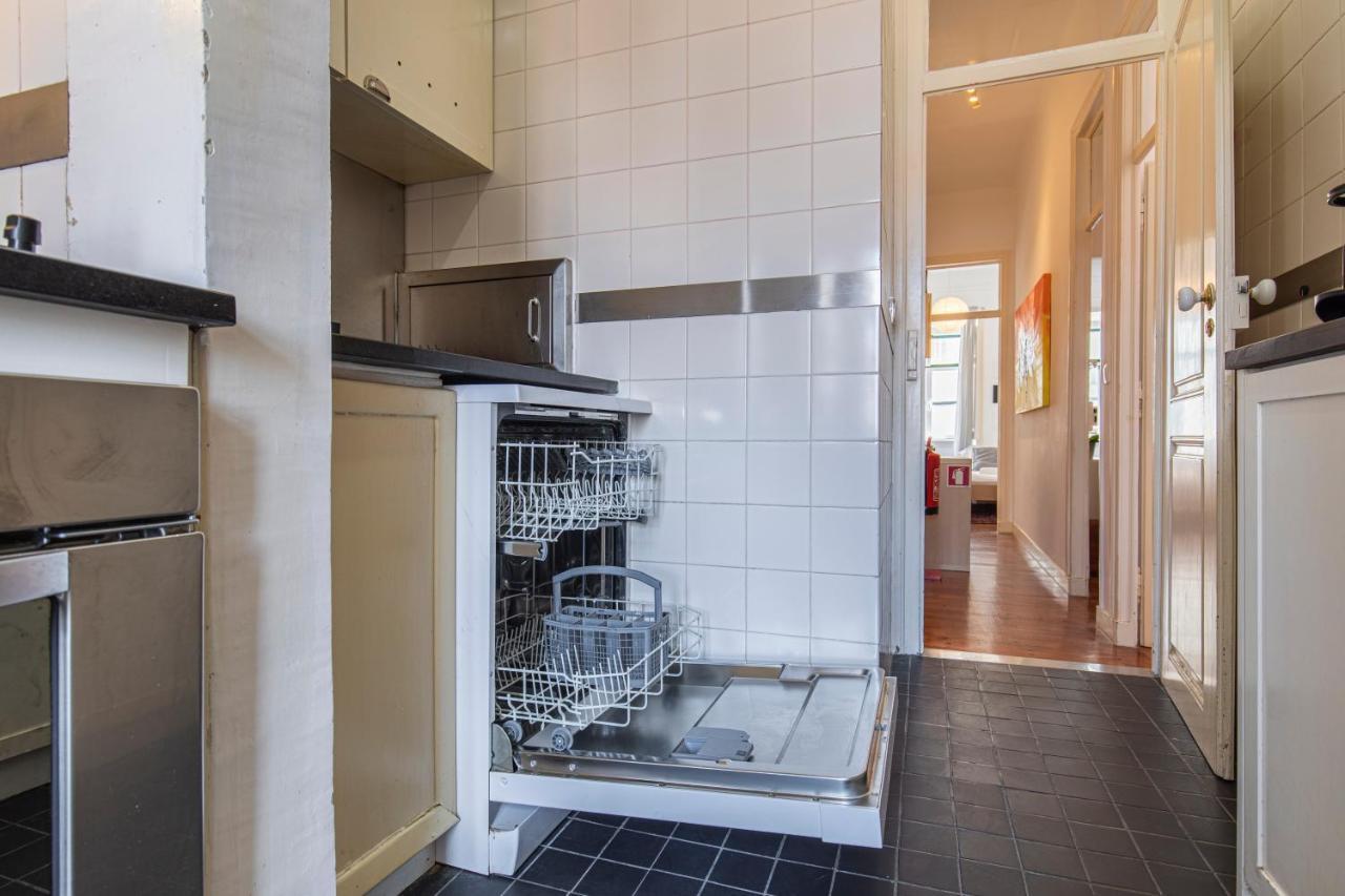 Typical 2Bdr Apartment In Lisbon By Lovelystay Exteriör bild