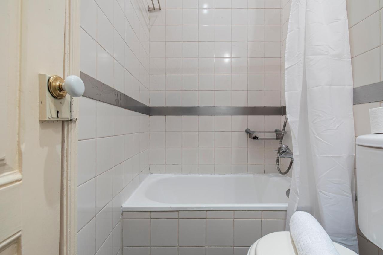 Typical 2Bdr Apartment In Lisbon By Lovelystay Exteriör bild